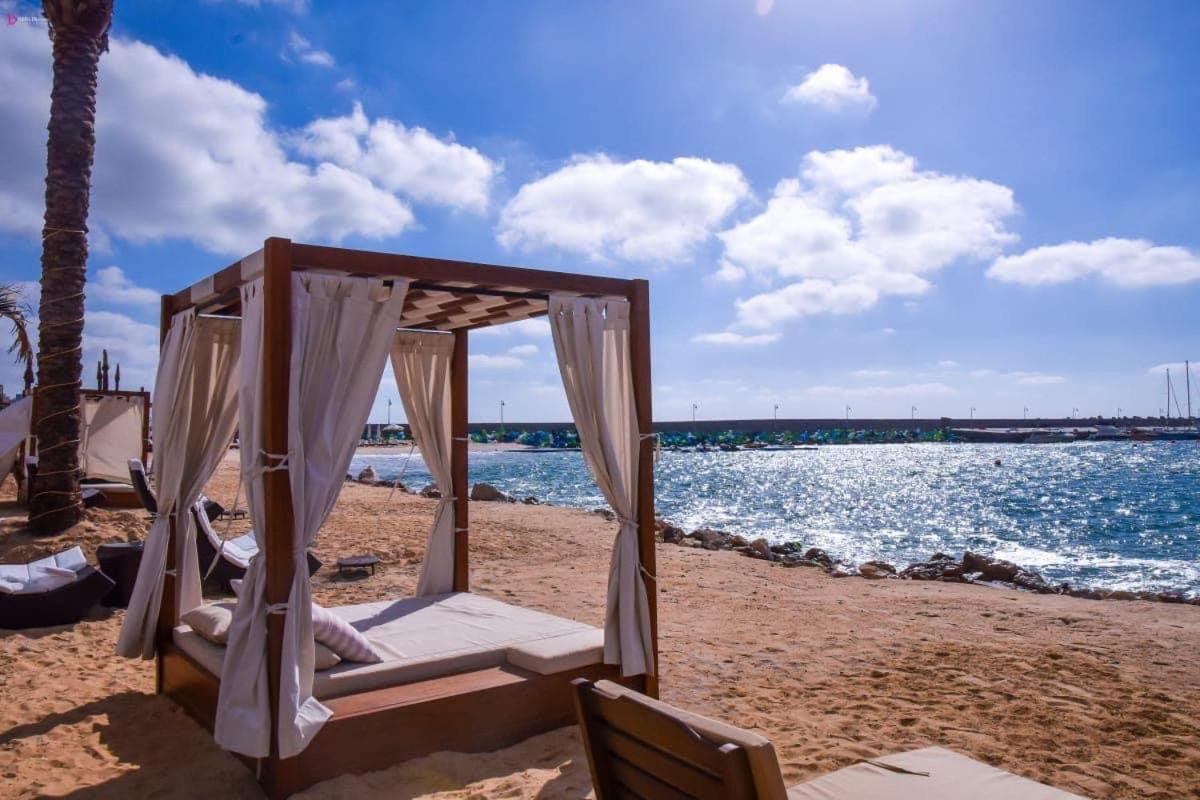 Fleet Club Mahrousa Alexandria Kültér fotó Beach in Marina El Alamein