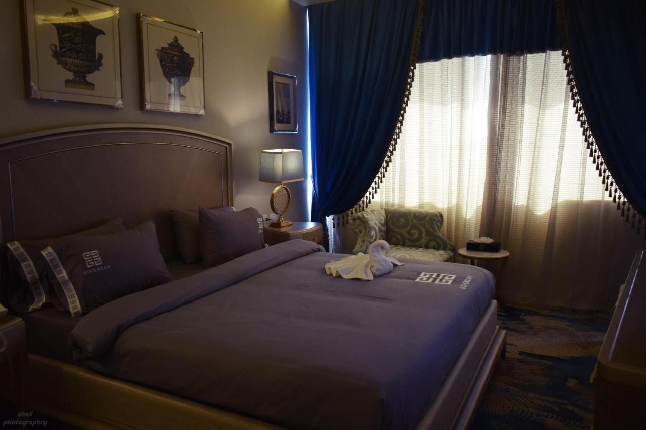 Fleet Club Mahrousa Alexandria Kültér fotó A bedroom at the hotel