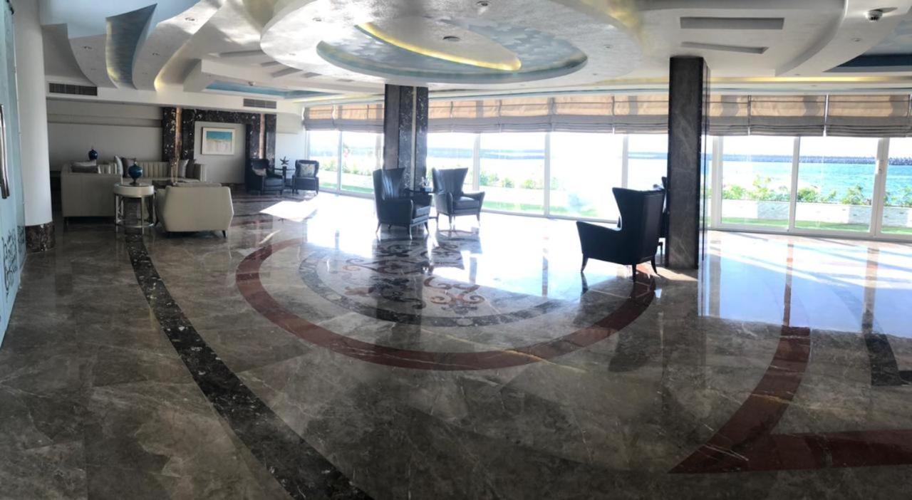 Fleet Club Mahrousa Alexandria Kültér fotó Lobby