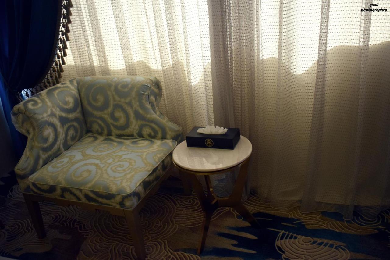 Fleet Club Mahrousa Alexandria Kültér fotó A tissue box on a table